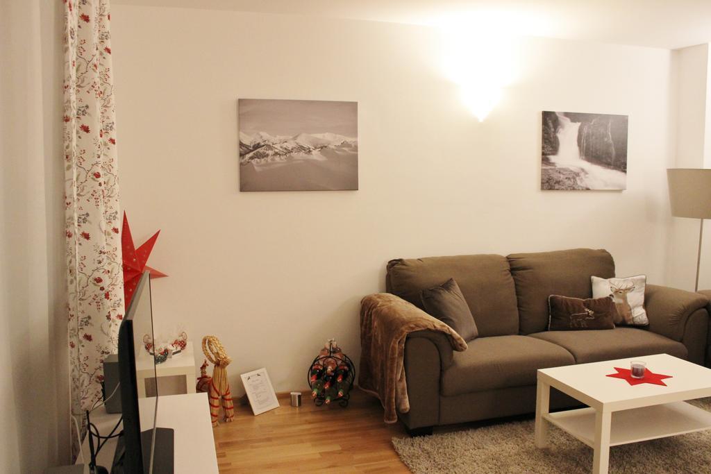 Ferienwohnung Earthloft Bad Kleinkirchheim Phòng bức ảnh